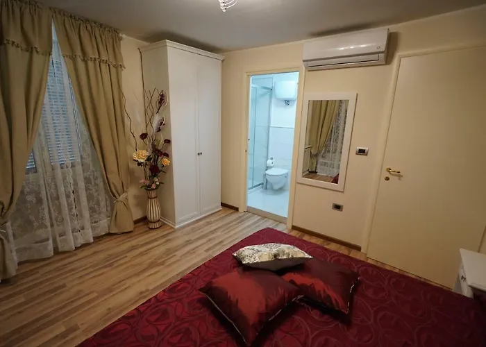 Residenza Vecchi Tempi ויבו ולנטיה